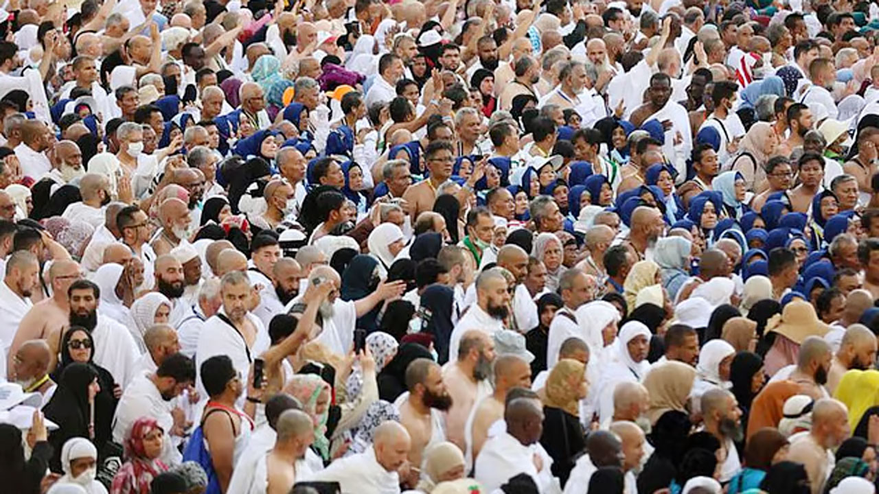 পারমিট না থাকলে থাকার জায়গা পাবেন না হজযাত্রীরা
